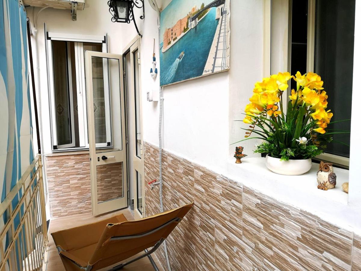 Il Faro 17 Bed & Breakfast Taranto Exterior photo