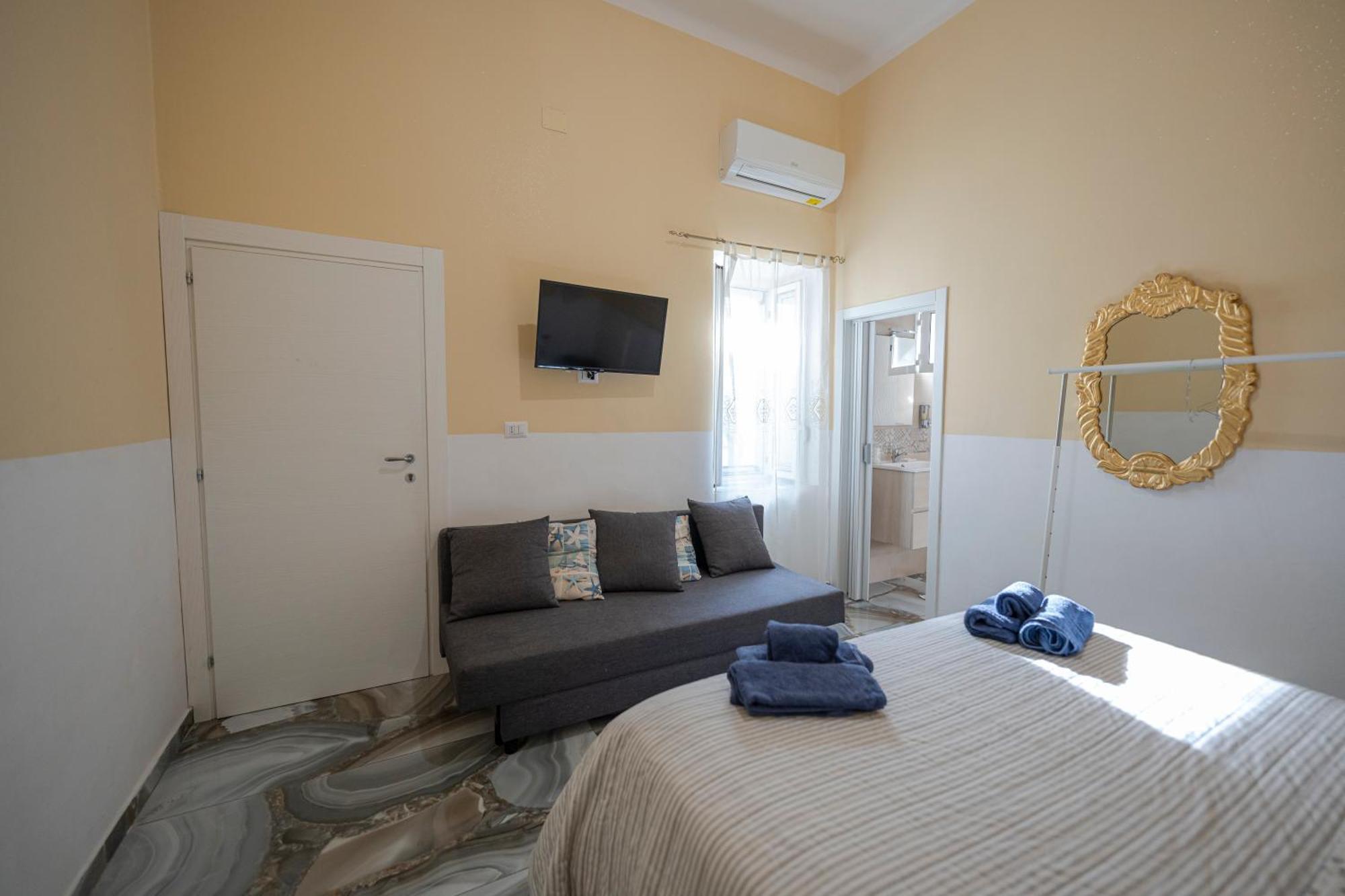 Il Faro 17 Bed & Breakfast Taranto Exterior photo